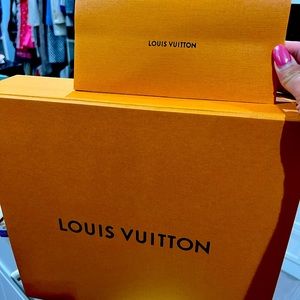 Louis Vuitton large box with certificate